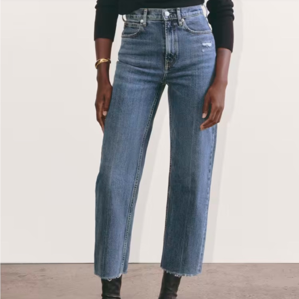 EVERLANE | THE WAY HIGH JEAN IN DISTRESSED BLUE, SIZE 31 REGULAR